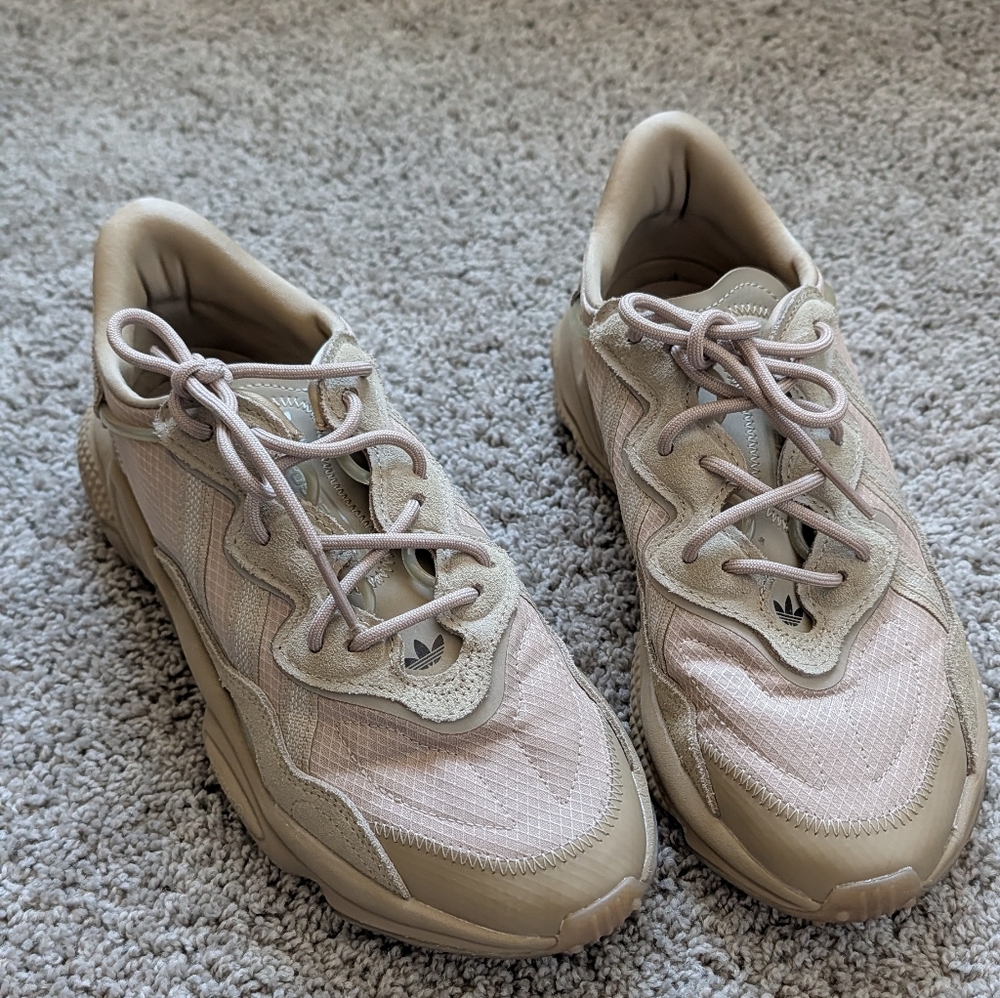 Adidas Ozweego Men's Beige Sneakers Size 9